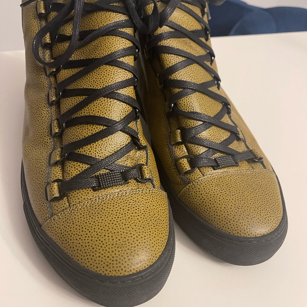 Balenciaga Arena Men’s Sneakers